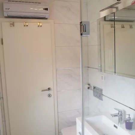 Panoramic View Ev Station Available Apartamento