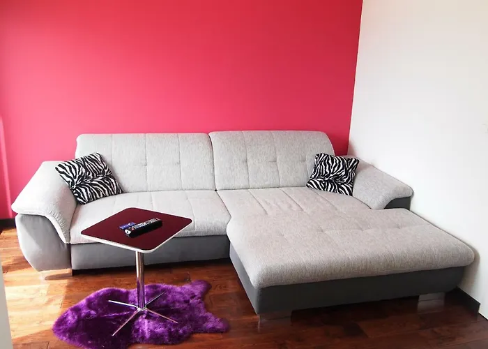 Panoramic View Ev Station Available דירה קריקווניצה